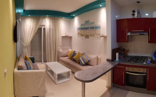 Kariat Cabo - Appartement Charmant, Climatisé avec Vue Piscine