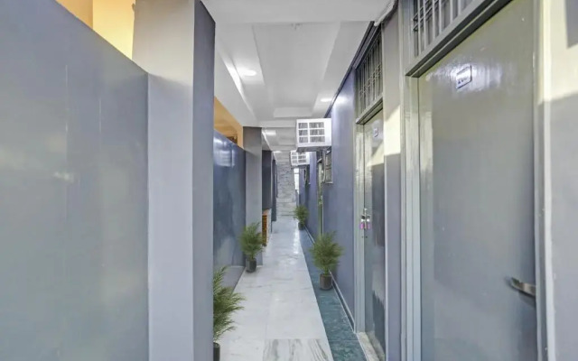 OYO 88010 Hotel Metro Inn