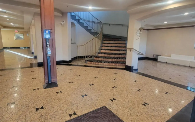 Hotel XOLA, A Trademark Collection Hotel
