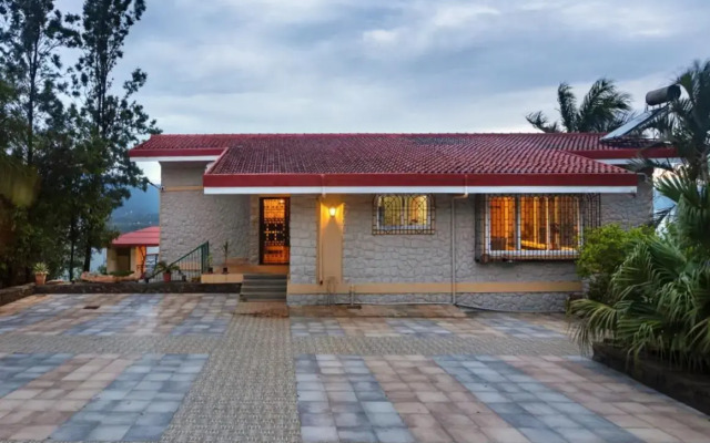 SaffronStays Blue Infinitum, Pawna