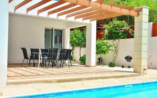 Villa Ana