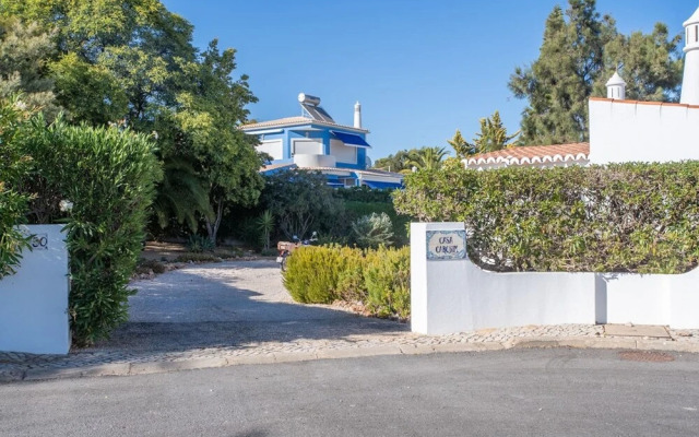 Carosim Quiet Location Close to Beach Private