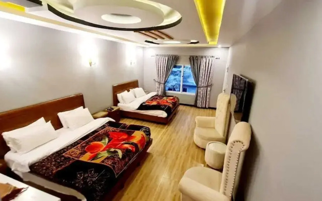 Markhor Hotel