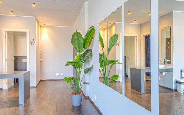 Icon H 304 Suite Micro-living