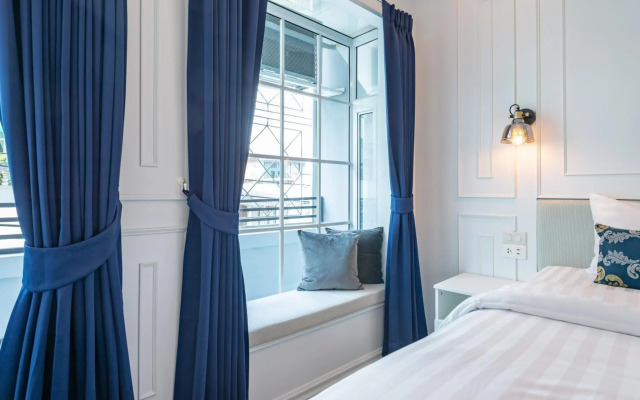 White Ivory Bed & Breakfast