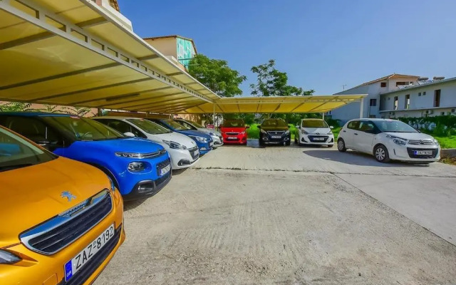 Timos Hotel