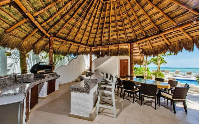 Villa Mar Azul by PRP