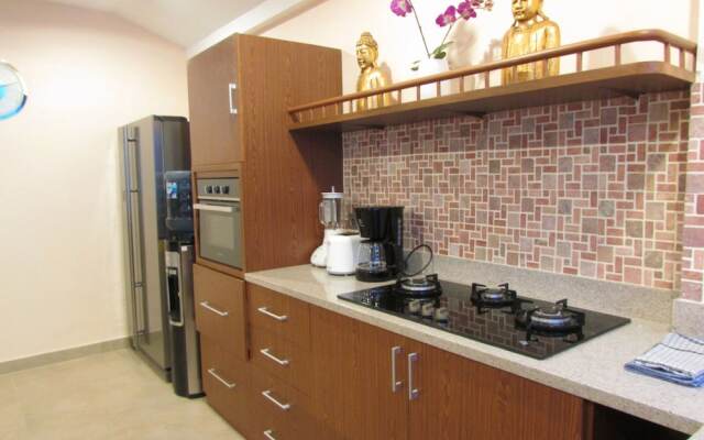 Aisha Family Villa