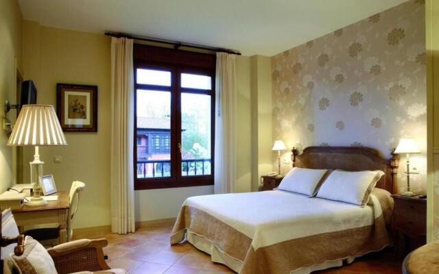 Hotel Rural Arpa de Hierba