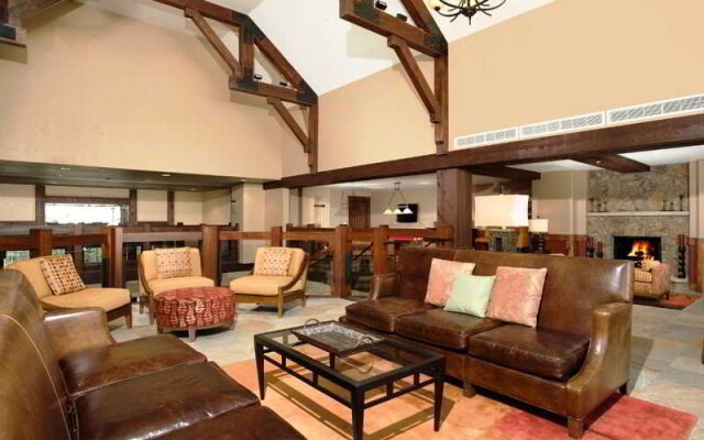 Crystal Peak Lodge