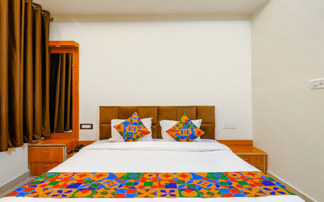 Fabexpress Royal Villas