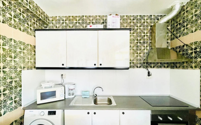 Apartment in Almeria With Pool Near Seabeach