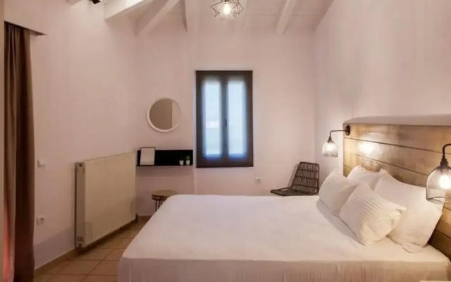 Drakatos Apartment 1B