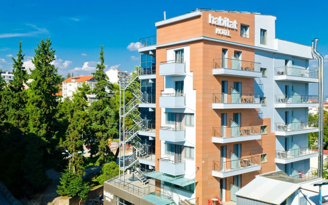 Habitat Hotel
