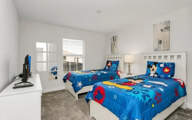 4815lulaby 4 Bedroom Townhouse