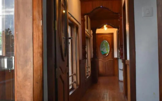 Mango Kerala Houseboats