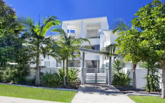 3 Alpha on Elanda Stunning Ocean View Apartment