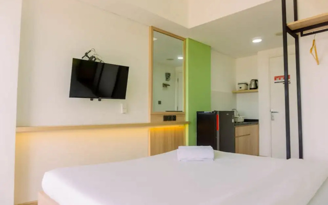 Homey And Cozy Living Studio Poris 88 Apartment