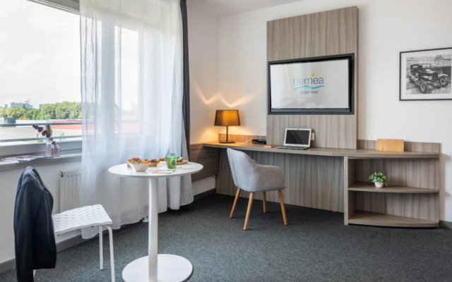 Nemea Appart Hotel Elypseo Strasbourg Port