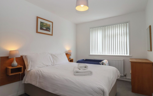 Harcombe House Accessible Pet Free Bungalow Sleeps 6