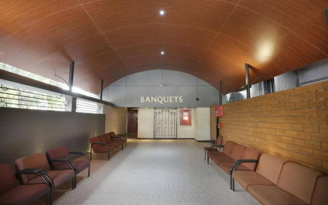 Abbott Hotel