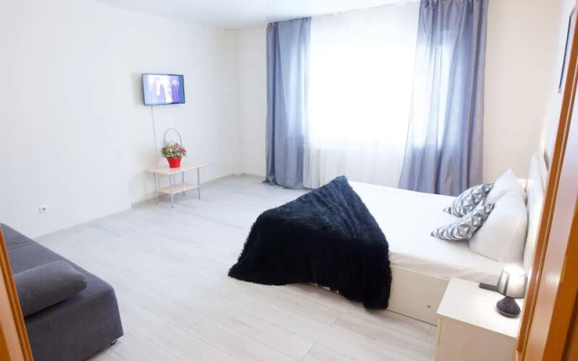 Апартаменты Бродвей на ул. 78-й Добровольческой Бригады, д. 28