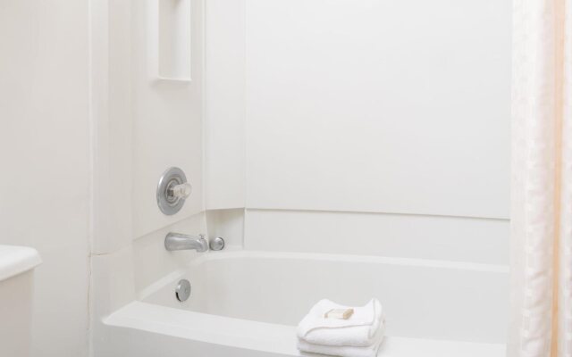 Howard Johnson Boise