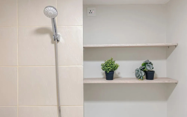 Best Deal And Homey Studio At Meikarta Apartment