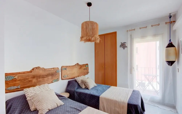 Beachside Stay w/ Pools