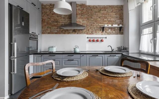 Roxy by Q4Apartments