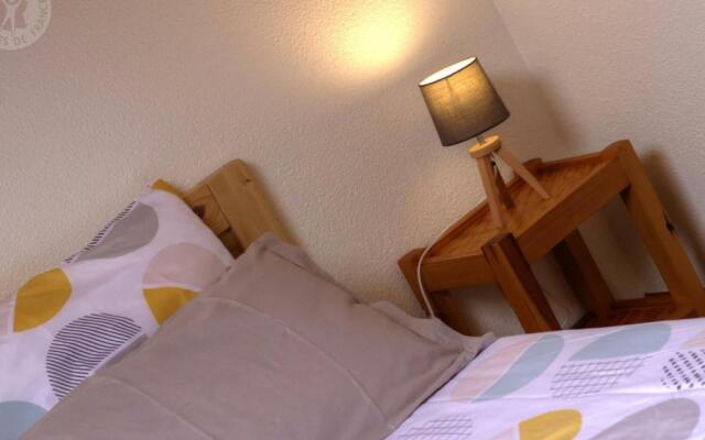 Gite Apinac, 3 pièces, 4 personnes - FR-1-496-122