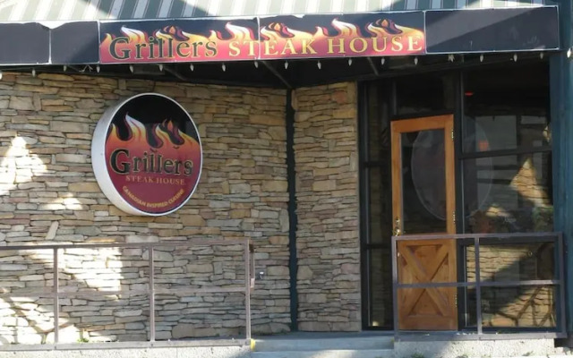 Walking Eagle Inn & Lodge