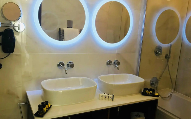 The Duke Boutique Hotel