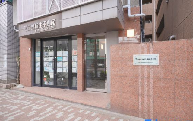 4 minutes from Shinjuku central. Comfortable bed. Cyber Shinjuku Room – Exterior – Tokyo