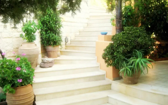 Villiana Holiday Apartments