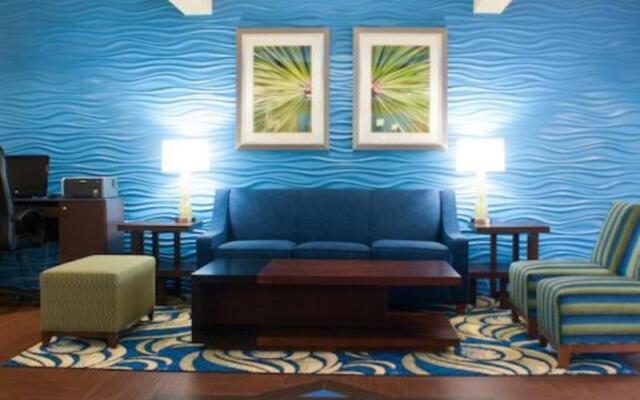 Holiday Inn Express Hotel & Suites Jacksonville - South, an IHG Hotel