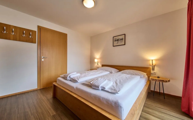 Apartment Residence Top 1