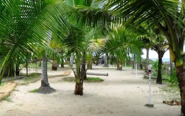 Pozhiyoram Beach Resort