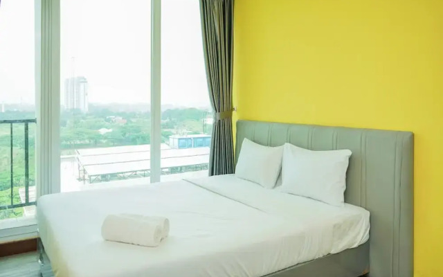 Studio Apartment at Tree Park Apartment