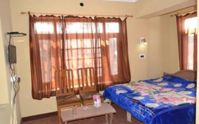 Aashu's Lodge