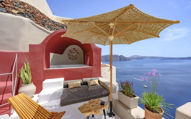 Nano Oia Canaves