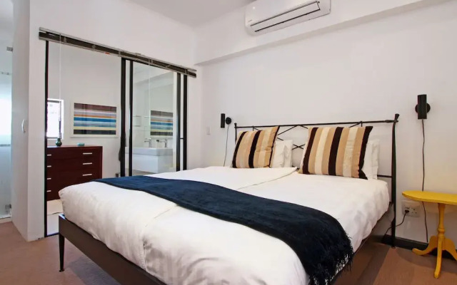 Bandar Place - Two Bedroom Aparthotel, Sleeps 4