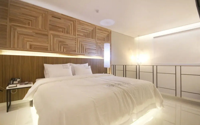 Yeosu Max Self Check-in Motel