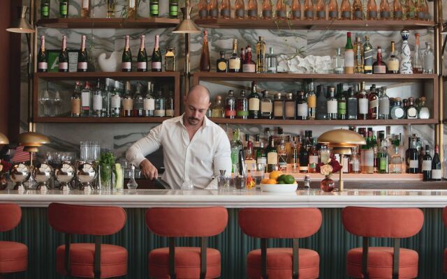 The Hollywood Grande, Autograph Collection