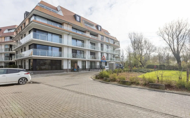 Accessible Corner Apartment