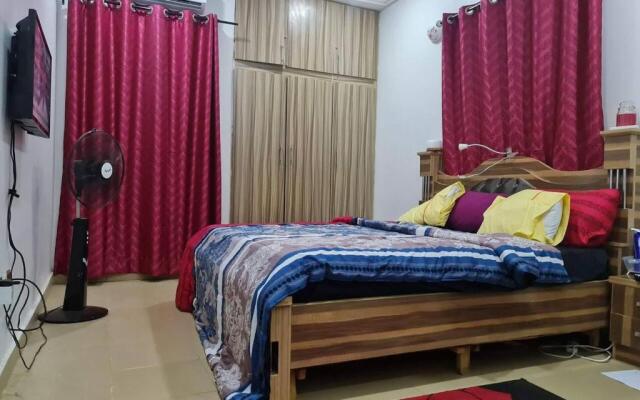 Smart 3 bed Apartment With Fast Wi-fi & 24hr Light
