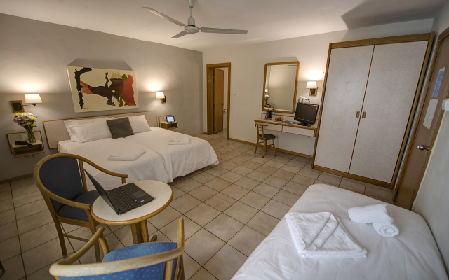 Sliema Chalet Hotel