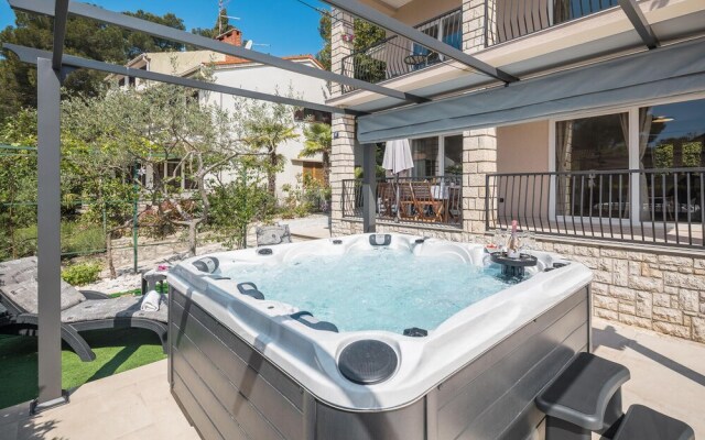 Amazing Home in Rovinj With Wifi and 4 Bedrooms