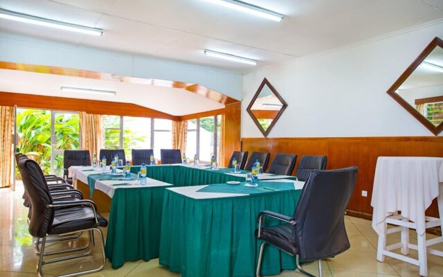 Izaak Walton Inn Embu