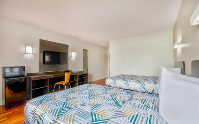 Motel 6 Pleasanton, CA